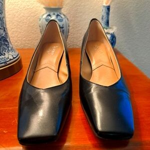 Black Franco Sarto short heels